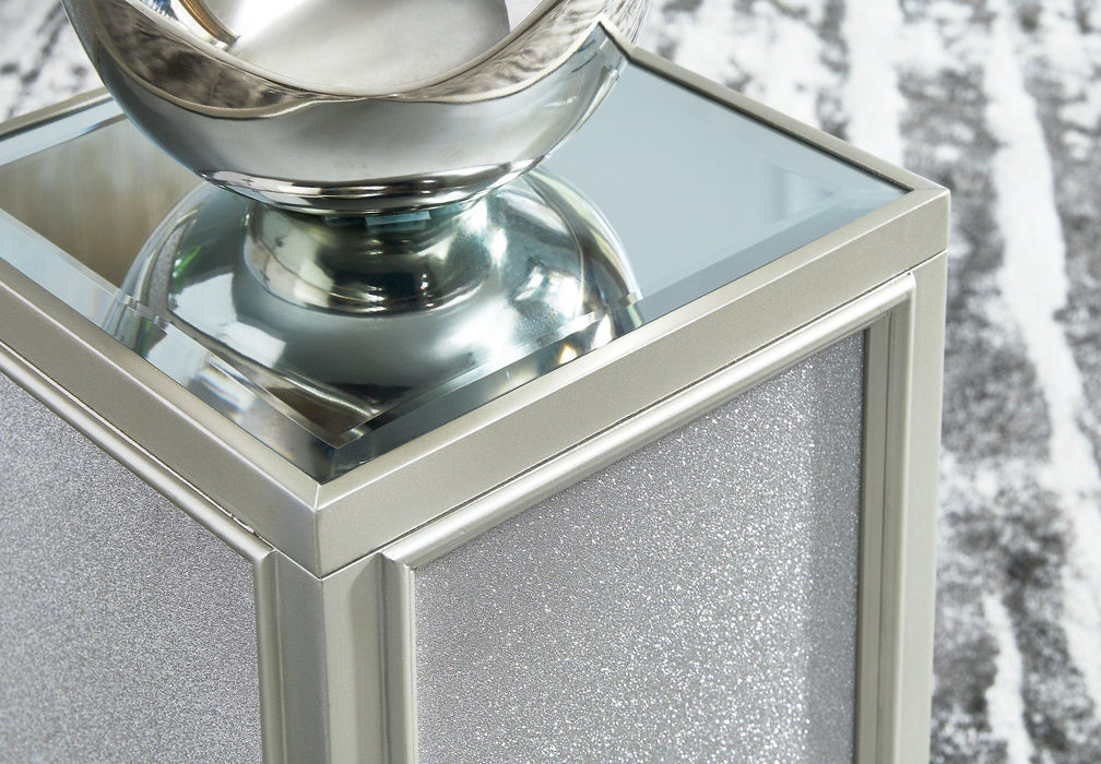 Traleena Silver Finish Nesting End Table (Set of 2)