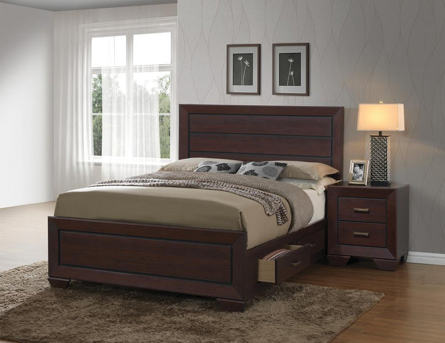 G204393 Fenbrook Transitional Dark Cocoa Queen Bed
