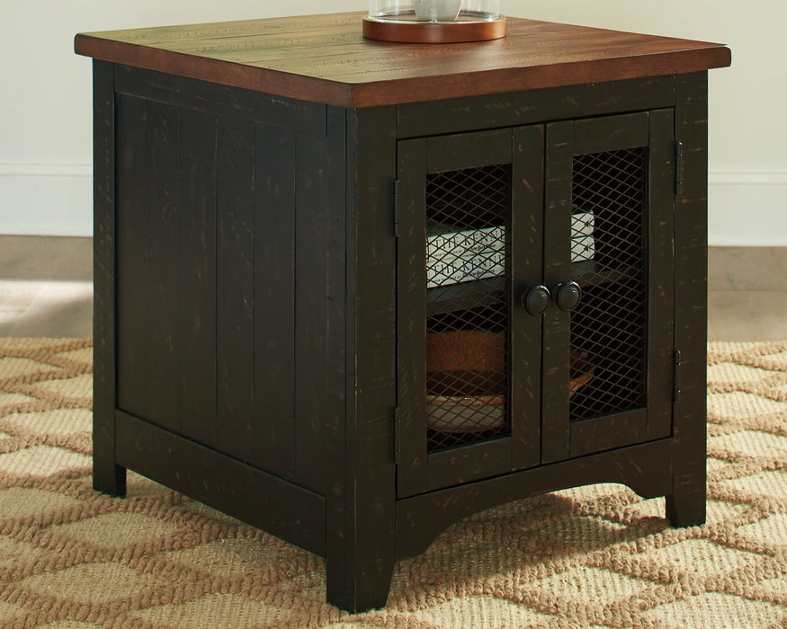 Valebeck End Table Package